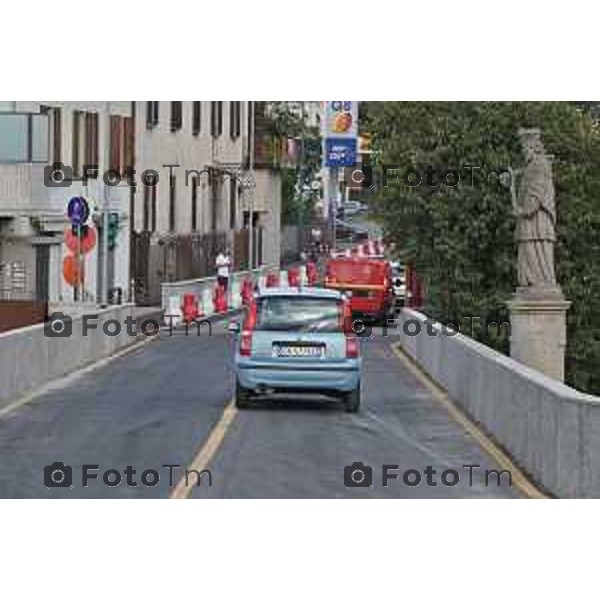 Tiziano Manzoni/LaPresse 20-09- 2023 Bergamo, Italia Cronaca Bergamo Gorle riaperto il ponte