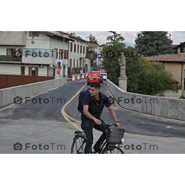 Tiziano Manzoni/LaPresse 20-09- 2023 Bergamo, Italia Cronaca Bergamo Gorle riaperto il ponte