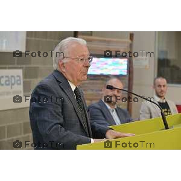 Foto Manzoni Tiziano/LaPresse 22--09-2023Bergamo Italia - Cronaca - Bergamo fisico e inventore di fama mondiale Federico Faggin, studenti e appassionati all’I.T.I.S. Pietro Paleocapa