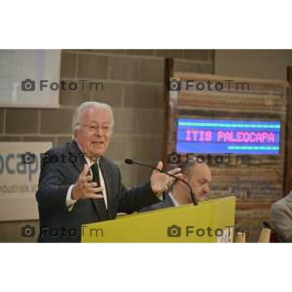 Foto Manzoni Tiziano/LaPresse 22--09-2023Bergamo Italia - Cronaca - Bergamo fisico e inventore di fama mondiale Federico Faggin, studenti e appassionati all’I.T.I.S. Pietro Paleocapa