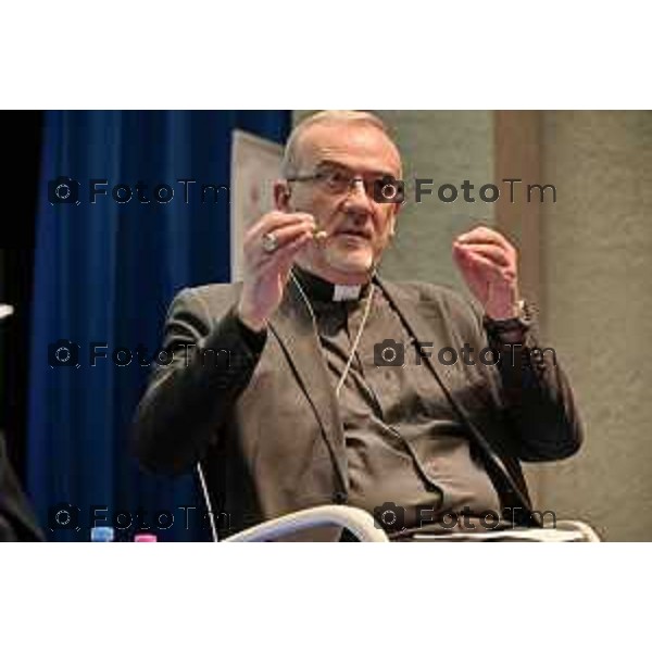 Foto Manzoni Tiziano/LaPresse 22-9-2023Bergamo Italia - Cronaca - Bergamo Seminario vescovile interventi del Patriarca di Gerusalemme Mons Pierbattista Pizzaballa , nell’ambito di Bergamo Brescia Capitale Italiana della Cultura 2023, chiude due giornate di incontri organizzate da Fondazione Papa Giovanni XXIII e Istituto Paolo VI dedicate all’impegno dei due pontefici per la promozione della pace.