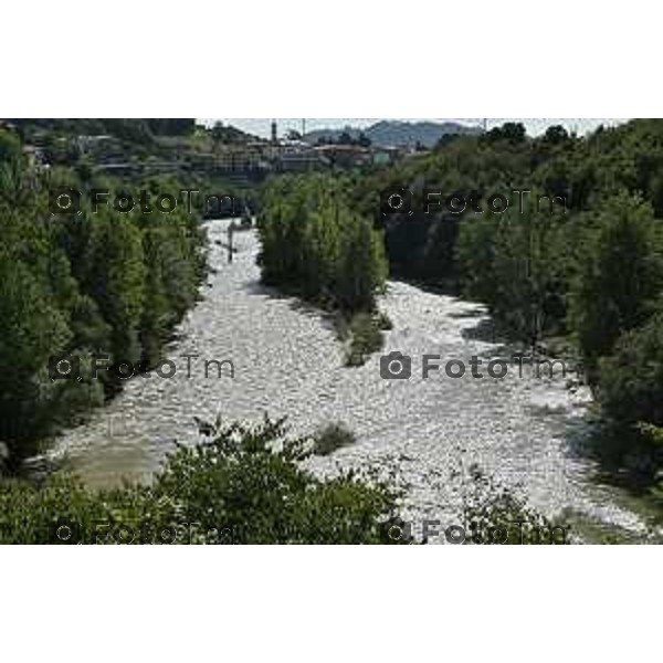 Foto Manzoni Tiziano/LaPresse 22-9-2023 Bergamo Italia - Cronaca - Clanezzo Bg Il fiume Brembo il ponte e il porto ristrutturato