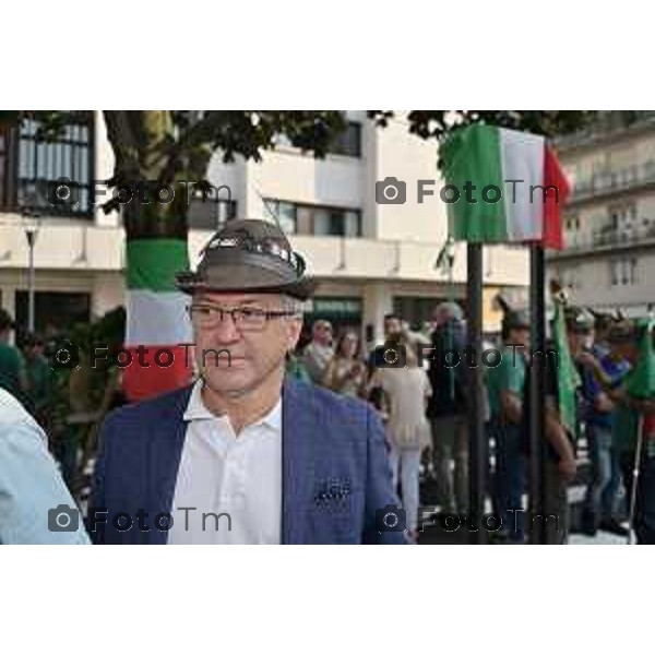 Tiziano Manzoni/LaPresse 30-09- 2023 Bergamo, Italia Cronaca Bergamo Cerimonia di intitolazione del nuovo Largo tra Via Baschenis e Via Palazzolo a Leonardo Caprioli Presidente Associazione Nazionale Alpini -Ceci