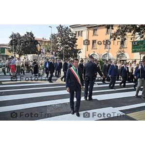 Tiziano Manzoni/LaPresse 30-09- 2023 Bergamo, Italia Cronaca Bergamo Cerimonia di intitolazione del nuovo Largo tra Via Baschenis e Via Palazzolo a Leonardo Caprioli Presidente Associazione Nazionale Alpini -