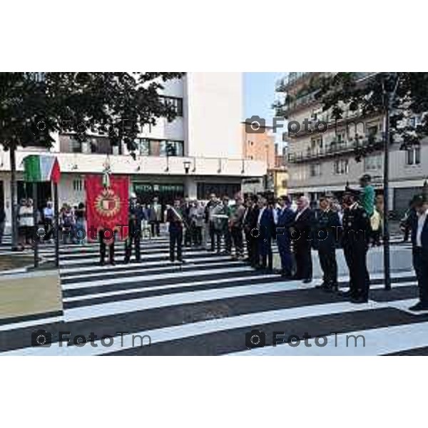 Tiziano Manzoni/LaPresse 30-09- 2023 Bergamo, Italia Cronaca Bergamo Cerimonia di intitolazione del nuovo Largo tra Via Baschenis e Via Palazzolo a Leonardo Caprioli Presidente Associazione Nazionale Alpini -