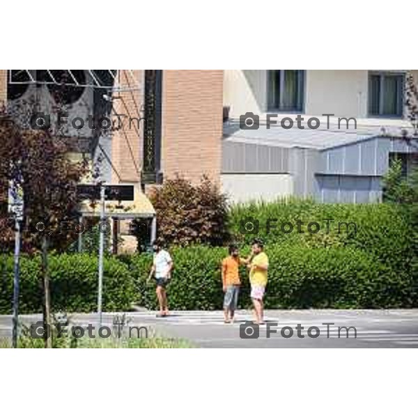 Foto Manzoni Tiziano/LaPresse 03-10-2023 Bergamo Italia - Cronaca -Romano di Lombardia ex hotel Hotel La Rocca adibito a casa d\'accoglienza 160 richiedenti asilo