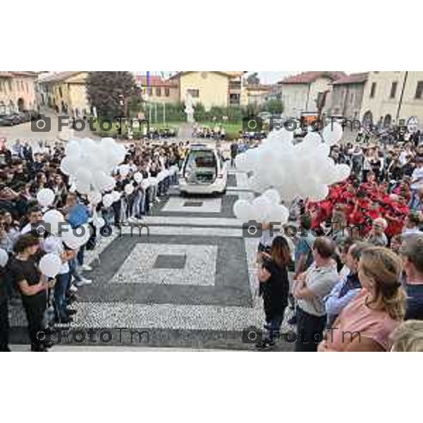 Foto Manzoni Tiziano/LaPresse 4-10- 2023Bergamo Italia - Cronaca -Ghisalba funerale di Diego Sangalli morto in montagna