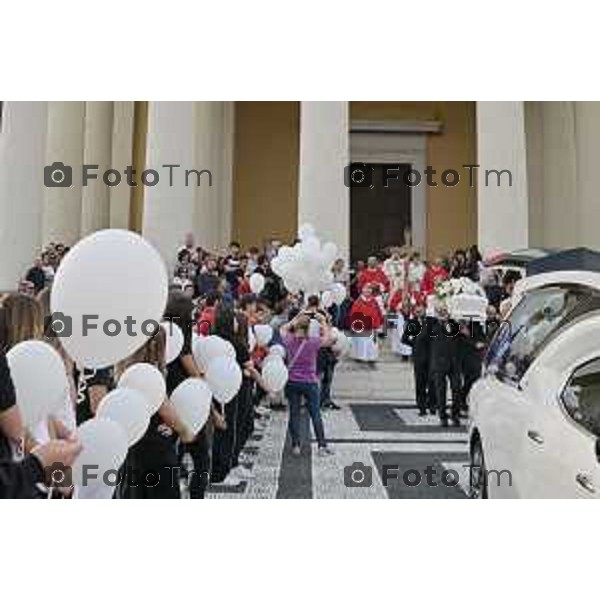 Foto Manzoni Tiziano/LaPresse 4-10- 2023Bergamo Italia - Cronaca -Ghisalba funerale di Diego Sangalli morto in montagna