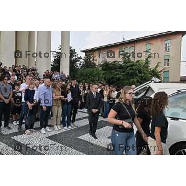 Foto Manzoni Tiziano/LaPresse 4-10- 2023Bergamo Italia - Cronaca -Ghisalba funerale di Diego Sangalli morto in montagna