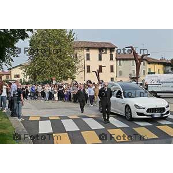 Foto Manzoni Tiziano/LaPresse 4-10- 2023Bergamo Italia - Cronaca -Ghisalba funerale di Diego Sangalli morto in montagna