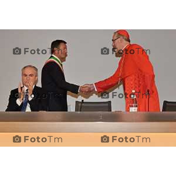 Foto Manzoni Tiziano/LaPresse 7-10-2023Bergamo Italia - Cronaca - Sindaco di Bergamo Giorgio Gori e il Presidente del Consiglio comunale Ferruccio Rota Consiglio comunale straordinario per il conferimento della Cittadinanza Onoraria "Giovanni XXIII" a S.B. Pierbattista Pizzaballa Patriarca di Gerusalemme e dei Latini