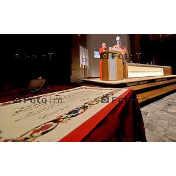 Foto Manzoni Tiziano/LaPresse 7-10-2023Bergamo Italia - Cronaca - Sindaco di Bergamo Giorgio Gori e il Presidente del Consiglio comunale Ferruccio Rota Consiglio comunale straordinario per il conferimento della Cittadinanza Onoraria "Giovanni XXIII" a S.B. Pierbattista Pizzaballa Patriarca di Gerusalemme e dei Latini