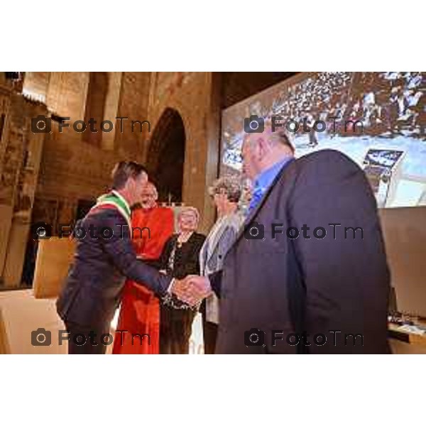 Foto Manzoni Tiziano/LaPresse 7-10-2023Bergamo Italia - Cronaca - Sindaco di Bergamo Giorgio Gori e il Presidente del Consiglio comunale Ferruccio Rota Consiglio comunale straordinario per il conferimento della Cittadinanza Onoraria "Giovanni XXIII" a S.B. Pierbattista Pizzaballa Patriarca di Gerusalemme e dei Latini