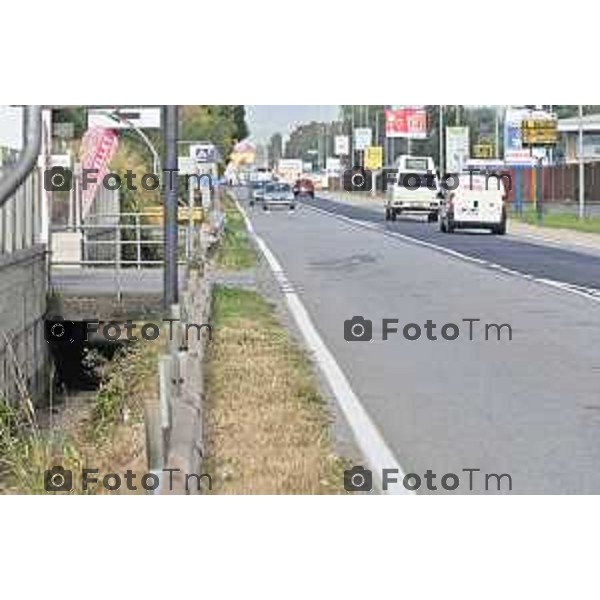 Foto Manzoni Tiziano/LaPresse 10-10-2023Bergamo Italia - Cronaca - Lallio BG Provinciale 525 e la roggia