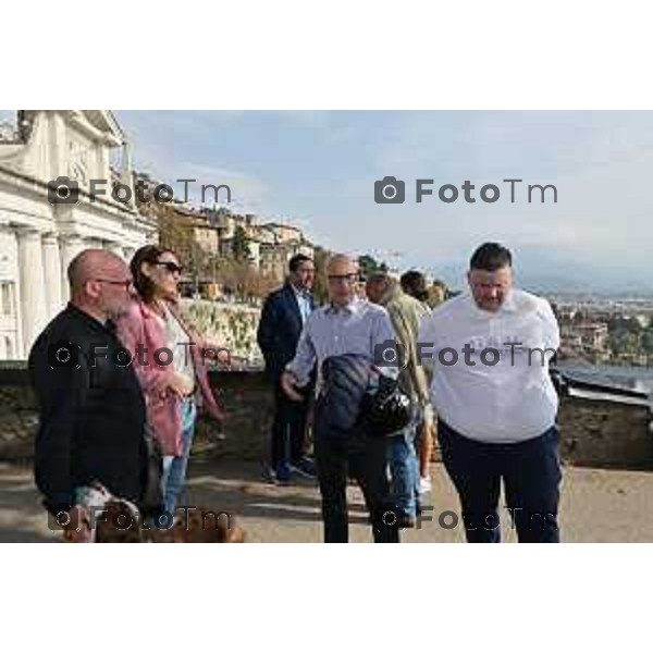 Foto Manzoni Tiziano/LaPresse 14-10-2023 Bergamo Italia - Cronaca - Bergamo Associazione Italia-Israele flashmob di solidarietà al popolo d\'Israele