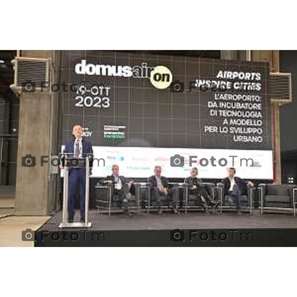 Tiziano Manzoni/LaPresse 19-10- 2023 Bergamo, Italia Cronaca convegno promosso da DomusAir “AIRPORTS INSPIRE CITIES. L’AEROPORTO: DA INCUBATORE DI TECNOLOGIA A MODELLO PER LO SVILUPPO URBANO”, Giovanni Sanga