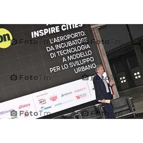 Tiziano Manzoni/LaPresse 19-10- 2023 Bergamo, Italia Cronaca convegno promosso da DomusAir “AIRPORTS INSPIRE CITIES. L’AEROPORTO: DA INCUBATORE DI TECNOLOGIA A MODELLO PER LO SVILUPPO URBANO”,Pierluigi di Palma Presidente - ENAC