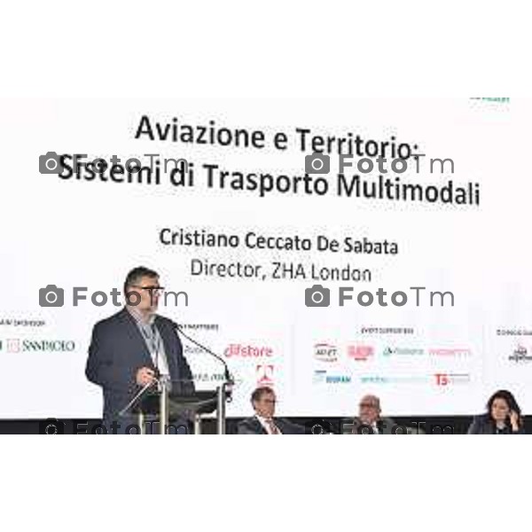 Tiziano Manzoni/LaPresse 19-10- 2023 Bergamo, Italia Cronaca convegno promosso da DomusAir “AIRPORTS INSPIRE CITIES. L’AEROPORTO: DA INCUBATORE DI TECNOLOGIA A MODELLO PER LO SVILUPPO URBANO”, Cristiano Ceccato de Sabata