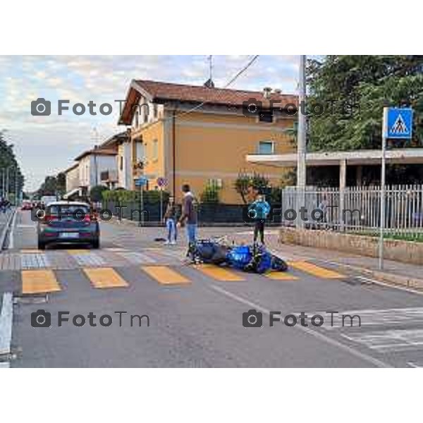 Foto Manzoni Tiziano/LaPresse 23-10-2023Bergamo Italia - Cronaca -Dalmine Bg Grave incidente auto moto