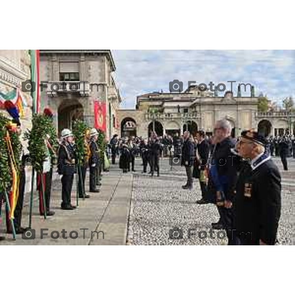 Bergamo 4 novembre giornata dell’Unità nazionale e delle Forze armate celebrazioni 