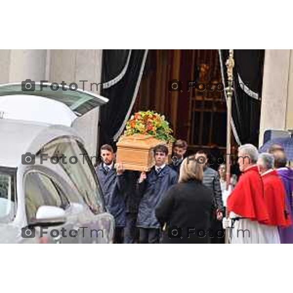 Foto Manzoni Tiziano/LaPresse 4-11-2023 Bergamo Italia- Cronaca Nmbro Bg Funerale di Giuseppe Lombardini, ucciso dal figlio Matteo