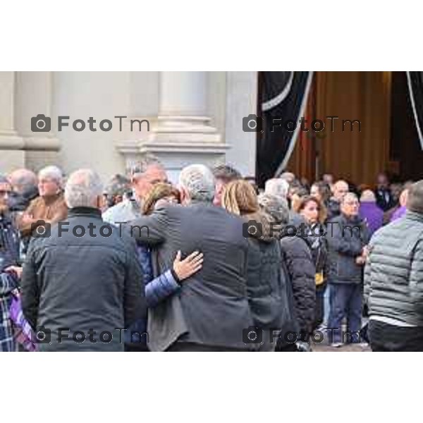 Foto Manzoni Tiziano/LaPresse 4-11-2023 Bergamo Italia- Cronaca Nmbro Bg Funerale di Giuseppe Lombardini, ucciso dal figlio Matteo