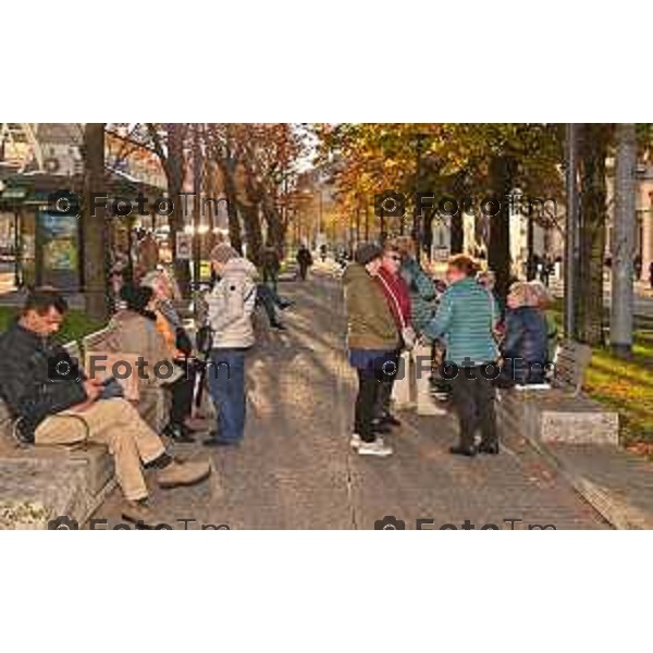 Foto Manzoni Tiziano/LaPresse 23-11-2023 Bergamo Italia- Cronaca Orhan Bergamo Natale 2023 albero e ruota panoramica giostra