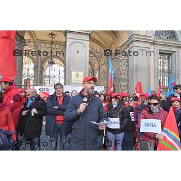 Foto Manzoni Tiziano/LaPresse 24-11-2023 Bergamo Italia- Cronaca Orhan Bergamo sciopero Cgil e UIL contro la legge di bilancio 2023 Marco Toscano, segretario generale della CGIL di Bergamo.