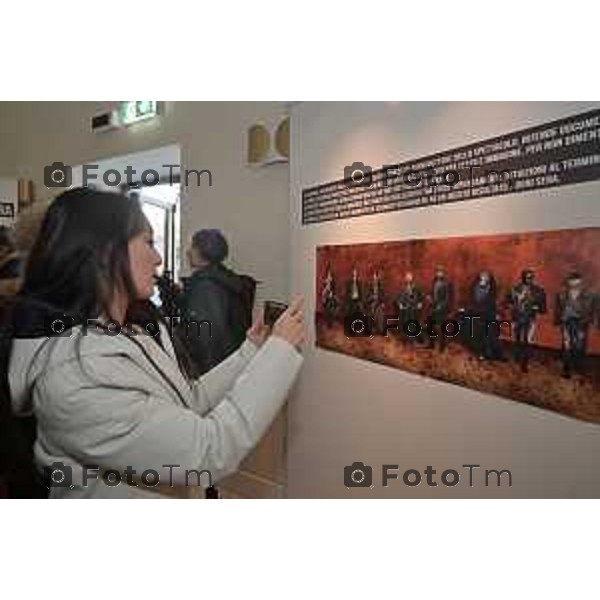 Foto Manzoni Tiziano/LaPresse 9-12-2023 Bergamo Italia- Cronaca Bergamo Fondazione Teatro Donizetti Iliade. Il gioco degli dèi mostra Alessio Boni, Iaia Forte e gli altri protagonisti dello spettacolo Iliade. Il gioco degli dèi