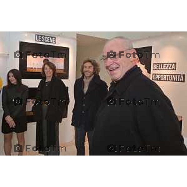 Foto Manzoni Tiziano/LaPresse 9-12-2023 Bergamo Italia- Cronaca Bergamo Fondazione Teatro Donizetti Iliade. Il gioco degli dèi mostra Alessio Boni, Iaia Forte e gli altri protagonisti dello spettacolo Iliade. Il gioco degli dèi