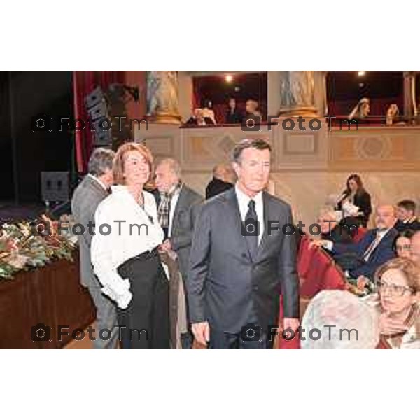 Tiziano Manzoni/LaPresse 19-12- 2023 Bergamo, Italia Cronaca Bergamo Cerimonia di chiusura della Capitale,BG BS teatro Donizetti Cristina Parodi Ghisalberti Nadia