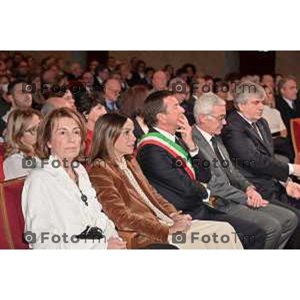 Tiziano Manzoni/LaPresse 19-12- 2023 Bergamo, Italia Cronaca Bergamo Cerimonia di chiusura della Capitale,BG BS teatro Donizetti Cristina Parodi Ghisalberti Nadia