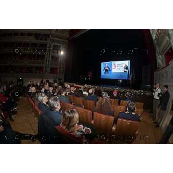 Tiziano Manzoni/LaPresse 19-12- 2023 Bergamo, Italia Cronaca Bergamo Cerimonia di chiusura della Capitale,BG BS teatro Donizetti