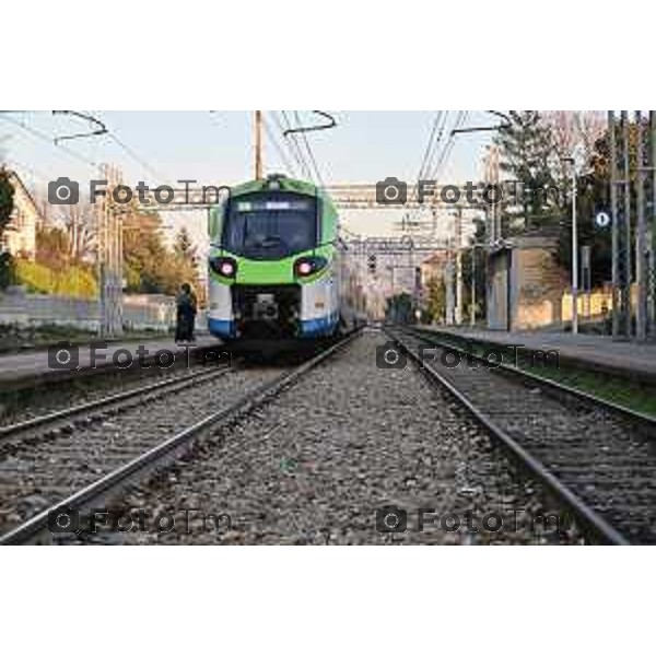 Foto Manzoni Tiziano/LaPresse 20-12-2023 Bergamo Italia- Cronaca Bergamo Ponte San Pietro raddoppio ferroviario stazione fs