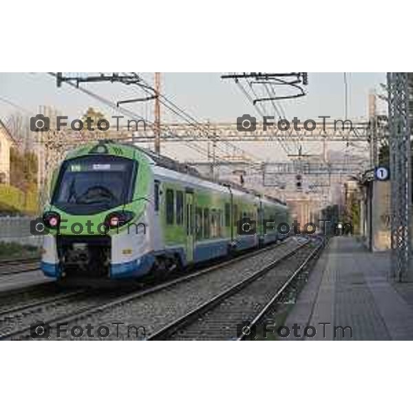 Foto Manzoni Tiziano/LaPresse 20-12-2023 Bergamo Italia- Cronaca Bergamo Ponte San Pietro raddoppio ferroviario stazione fs