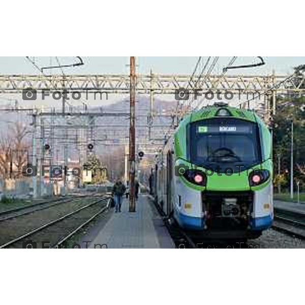 Foto Manzoni Tiziano/LaPresse 20-12-2023 Bergamo Italia- Cronaca Bergamo Ponte San Pietro raddoppio ferroviario stazione fs