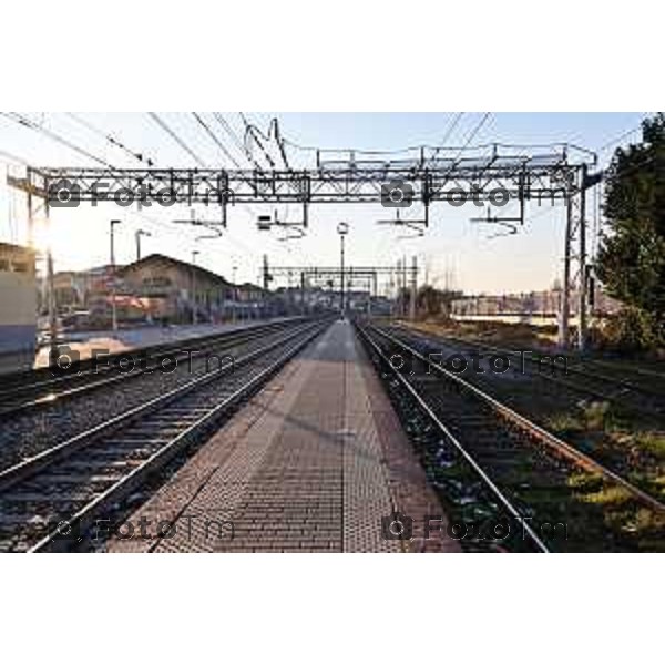 Foto Manzoni Tiziano/LaPresse 20-12-2023 Bergamo Italia- Cronaca Bergamo Ponte San Pietro raddoppio ferroviario stazione fs