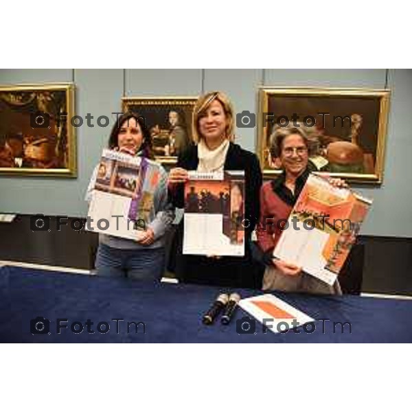 Foto Manzoni Tiziano/LaPresse 20-12-2023 Bergamo Italia- Cronaca BergamoBergamo presentazione del calendario dell\'accademia Carrara da sx Lucia Cecio, Marcella Messina e Orsola Saporito