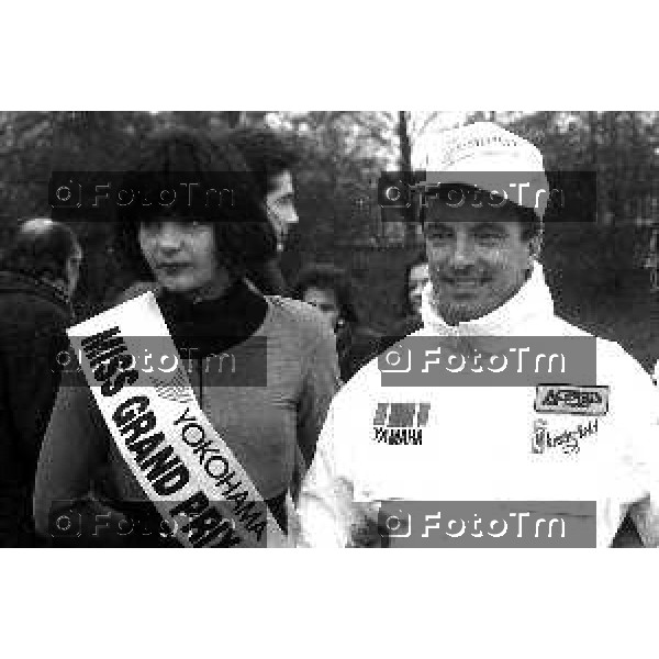 Foto Nino Cassotti for- Manzoni Tiziano Bergamo Italia- Cronaca Milano 20-12-1989 partenza Parigi Dakar Vismara Fogar