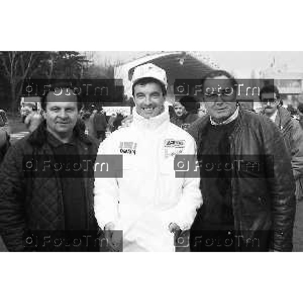 Foto Nino Cassotti for- Manzoni Tiziano Bergamo Italia- Cronaca Milano 20-12-1989 partenza Parigi Dakar Vismara Fogar