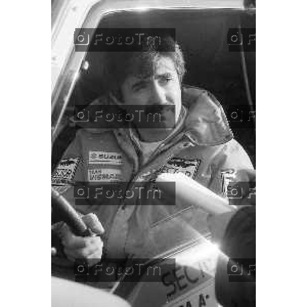 Foto Nino Cassotti for- Manzoni Tiziano Bergamo Italia- Cronaca Milano 20-12-1989 partenza Parigi Dakar Vismara Fogar