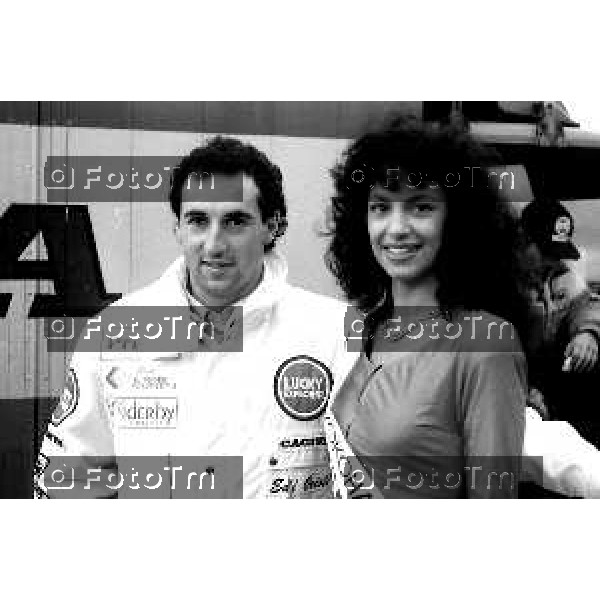 Foto Nino Cassotti for- Manzoni Tiziano Bergamo Italia- Cronaca Milano 20-12-1989 partenza Parigi Dakar Vismara Fogar