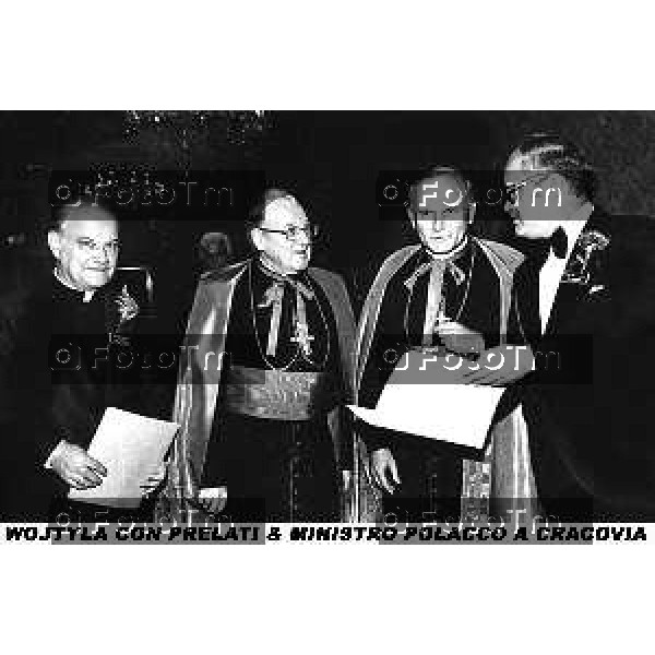 Foto Nino Cassotti for- Manzoni Tiziano Bergamo Italia- Cronaca Ottobre 1978 elezione a Papa Cardinal Karol Wojtyla visita a Bergamo