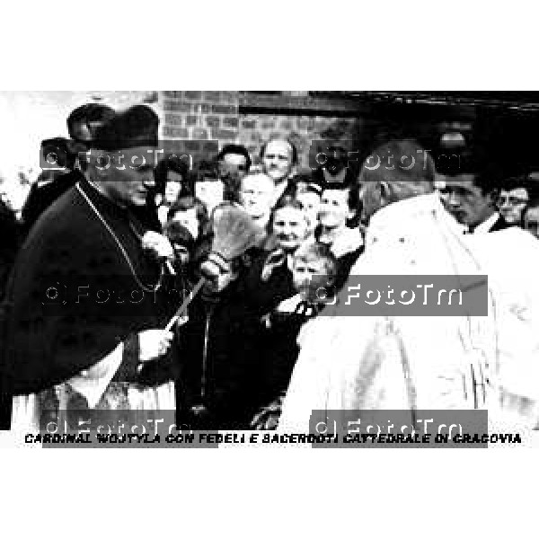 Foto Nino Cassotti for- Manzoni Tiziano Bergamo Italia- Cronaca Ottobre 1978 elezione a Papa Cardinal Karol Wojtyla visita a Bergamo