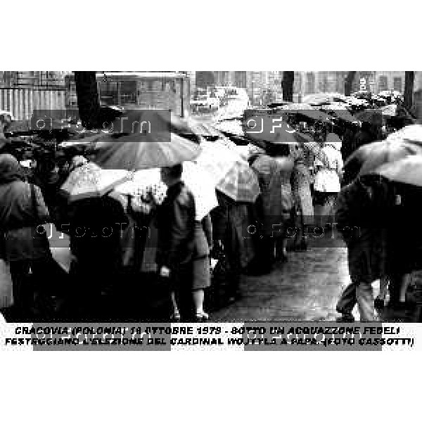 Foto Nino Cassotti for- Manzoni Tiziano Bergamo Italia- Cronaca Ottobre 1978 elezione a Papa Cardinal Karol Wojtyla visita a Bergamo