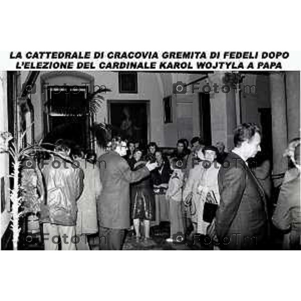 Foto Nino Cassotti for- Manzoni Tiziano Bergamo Italia- Cronaca Ottobre 1978 elezione a Papa Cardinal Karol Wojtyla visita a Bergamo