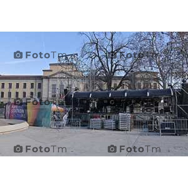 Foto Manzoni Tiziano/LaPresse 1-12-2023 Bergamo Italia- Cronaca Bergamo sede Croce Rossa Italiana Enzo Iachetti dona un ambulanza