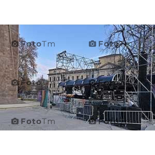 Foto Manzoni Tiziano/LaPresse 1-12-2023 Bergamo Italia- Cronaca Bergamo sede Croce Rossa Italiana Enzo Iachetti dona un ambulanza