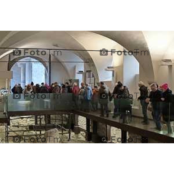 Foto Manzoni Tiziano/LaPresse 31-12-2023 Bergamo Italia- Cronaca Bergamo Alta turisti folla gente musei museo del 500 palazzo podesta città Alta