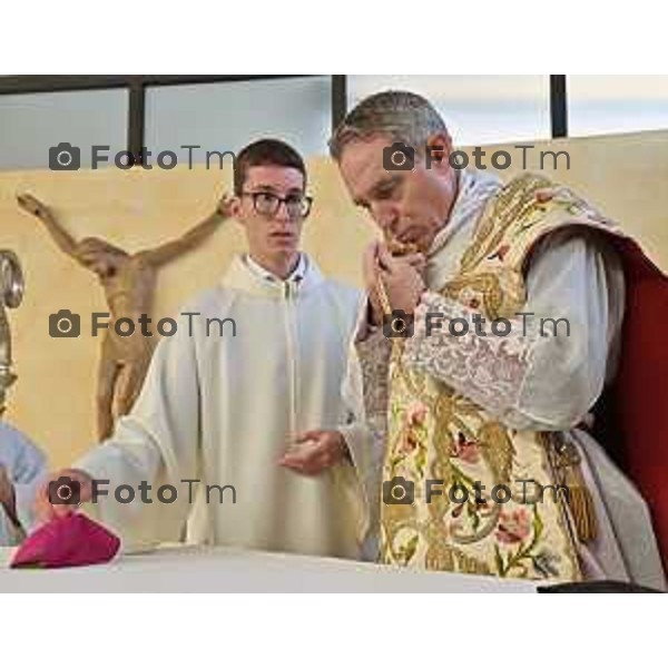 Foto Manzoni Tiziano/LaPresse 6-1-2024 Bergamo Italia- Cronaca BergamoBergamo parrocchia Sacro Cuore Sua Eccellenza Padre Georg Ganswin arcivescovo e segretario di Papa Ratzinger